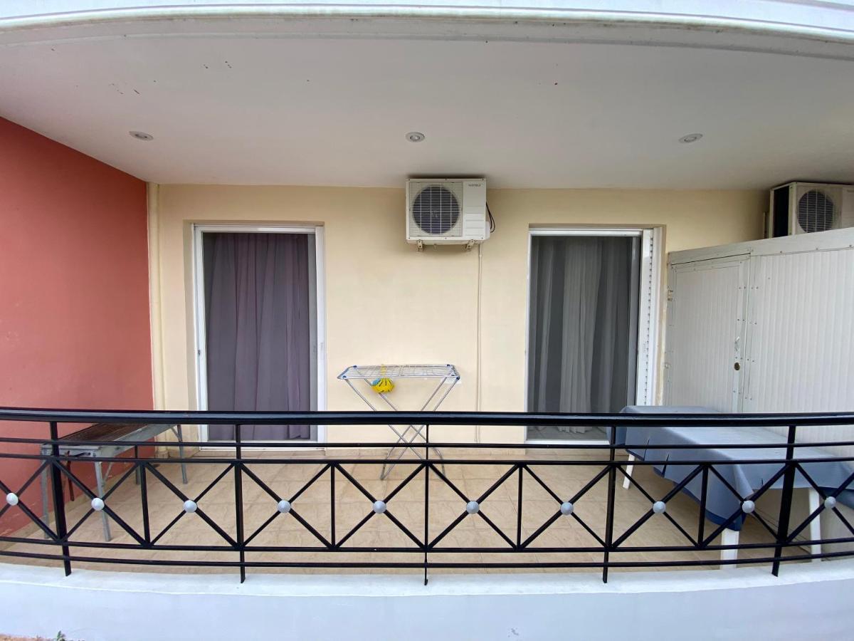 Vivian'S Apartment Chalkida Exterior foto